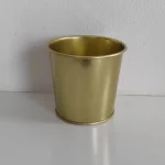 Złota doniczka metalowa na kwiaty wysokość 14 cm