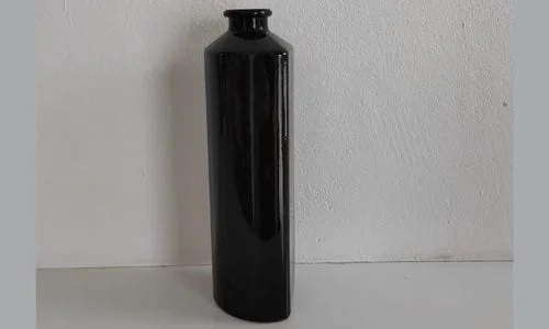 35 Wazon szklany czarny trójkąt szkło wysokość 26 cm - obrazek 1